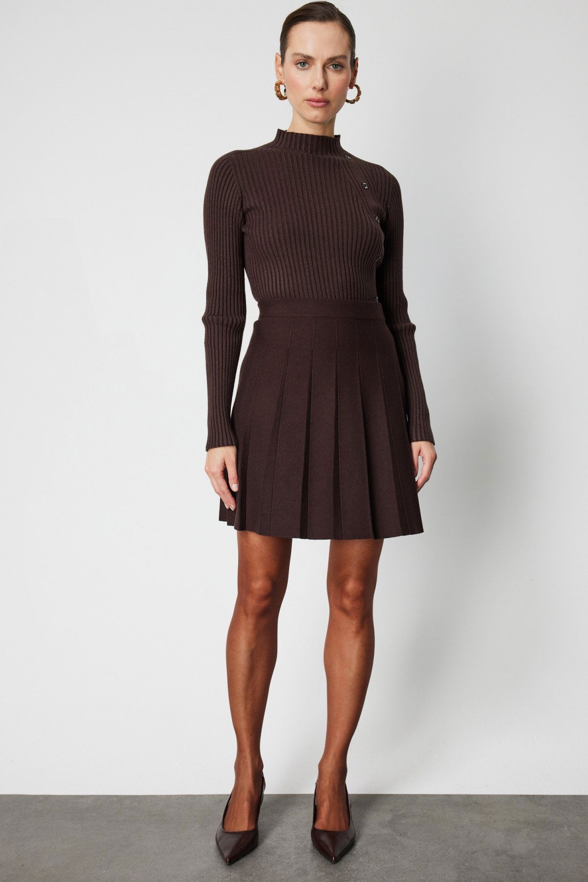 On Kadın Pileli Mini Triko Etek 69202 Kahverengi - 1