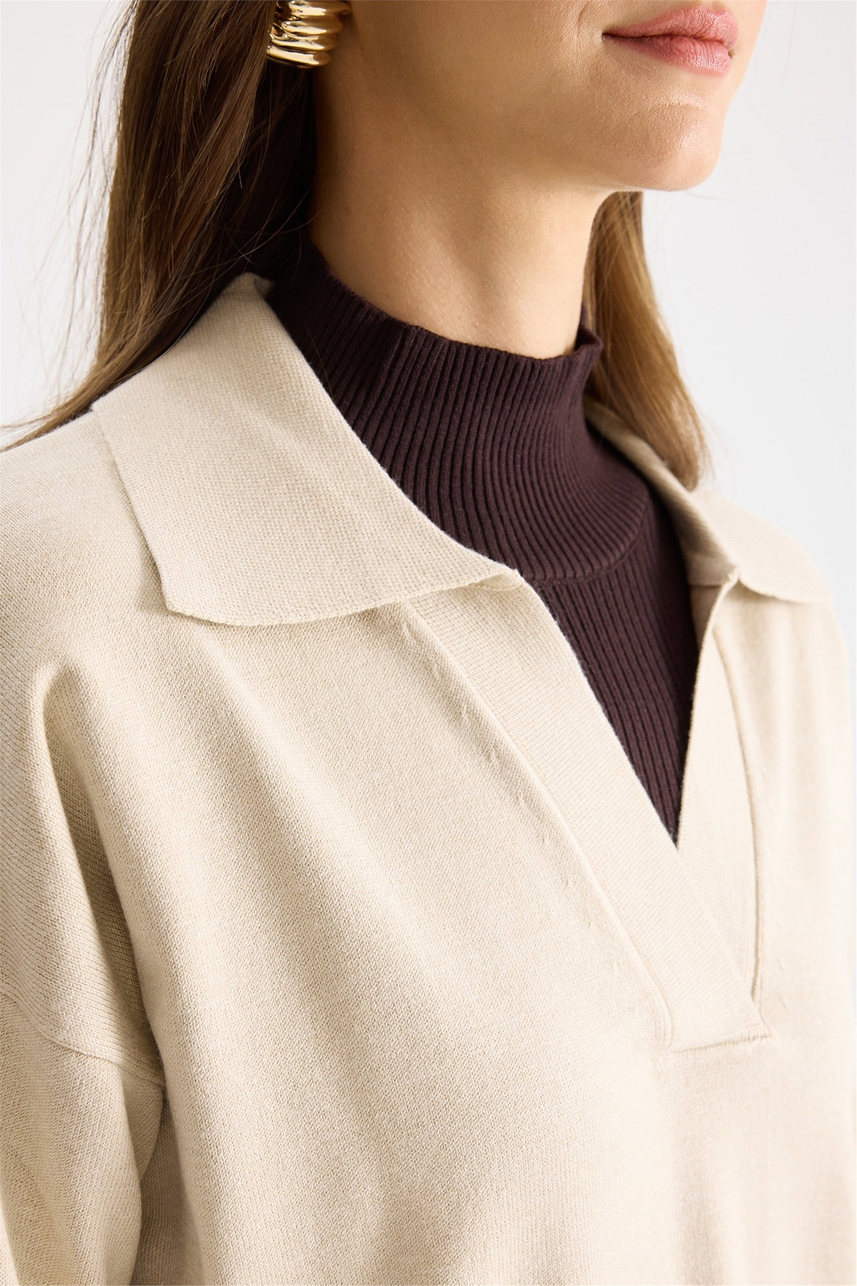 On Kadın Polo Yaka Truvakar Kol Triko Kazak Bej - 4