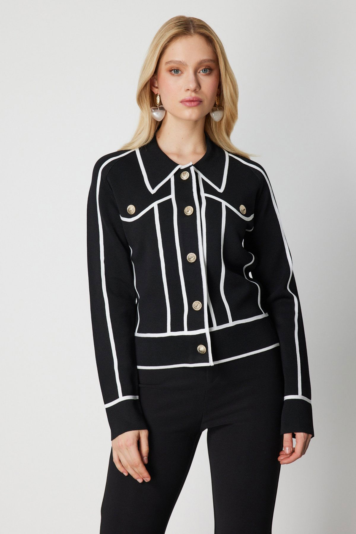 On Kadın Şerit Detaylı Çıtçıt Kapamalı Hırka 69908 Siyah - 1