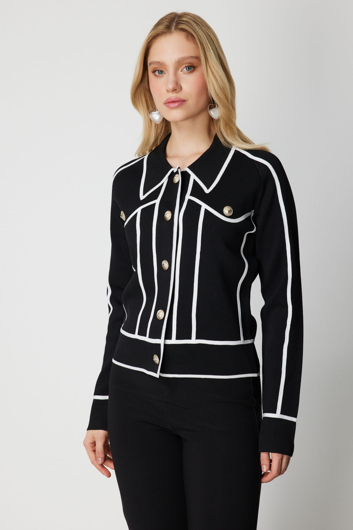 On Kadın Şerit Detaylı Çıtçıt Kapamalı Hırka 69908 Siyah - 2