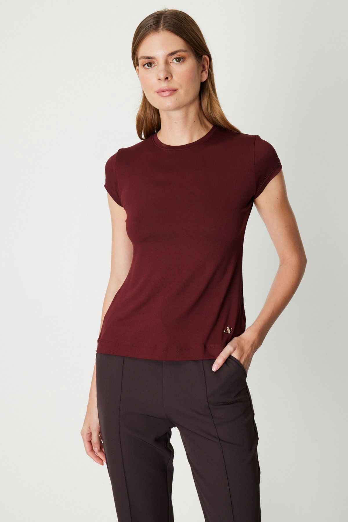 On Kadın Sıfır Yaka Ay Kol Basic Bluz 61302 Bordo - 1