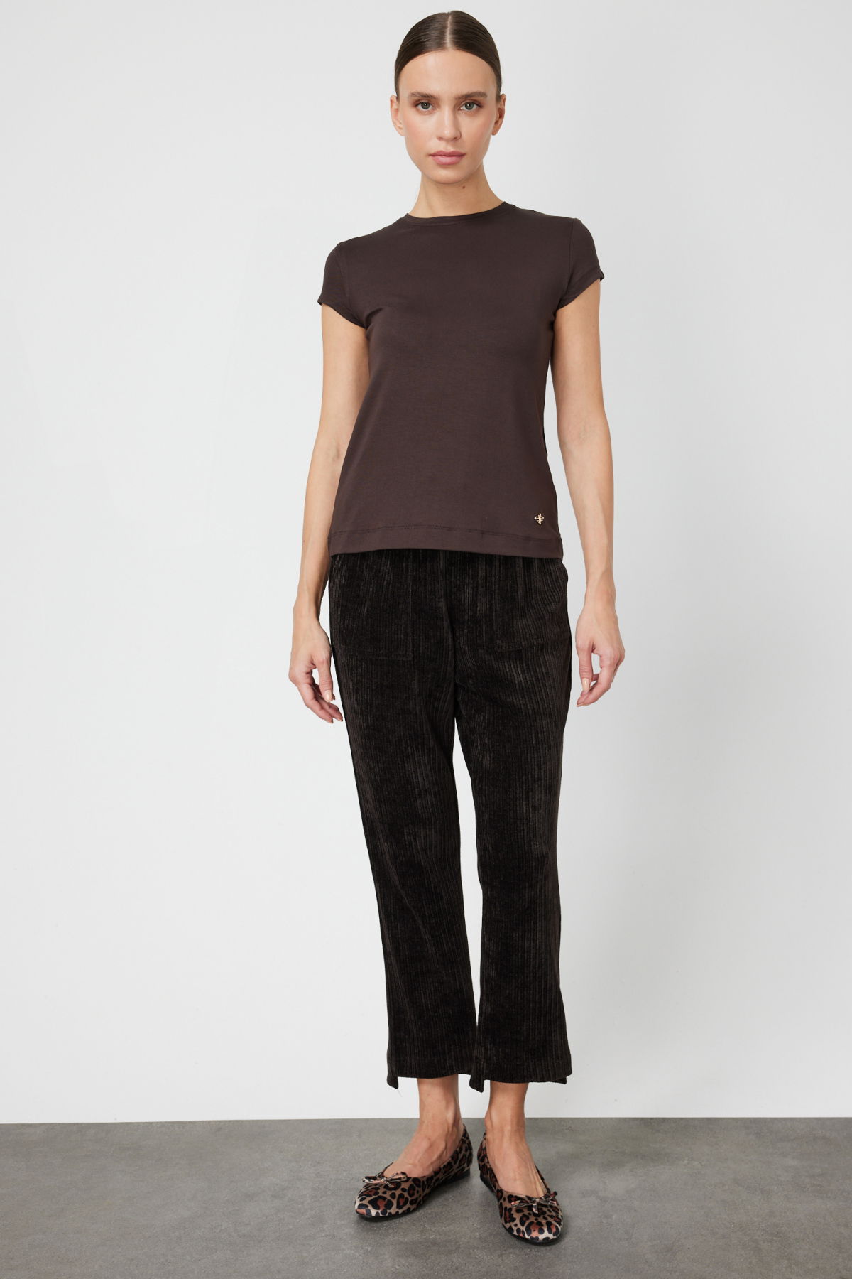 On Kadın Sıfır Yaka Ay Kol Basic Bluz 61302 Kahverengi - 2