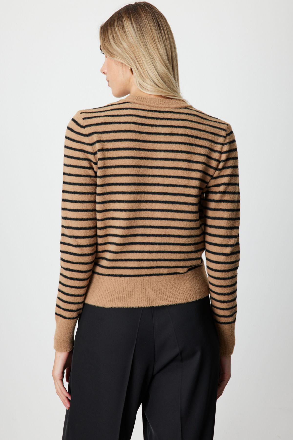 On Kadın Sıfır Yaka Çizgili Hırka 63901 Camel - 4