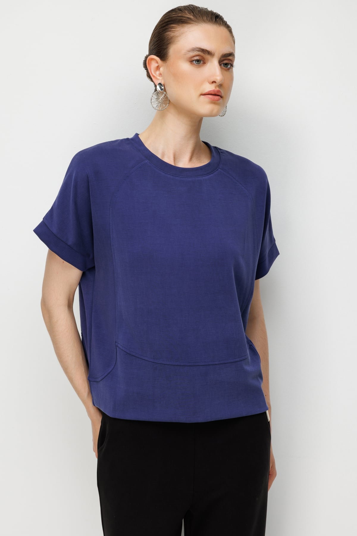 On Kadın Sıfır Yaka Dikiş Detaylı T-Shirt 76429 Indigo - 3