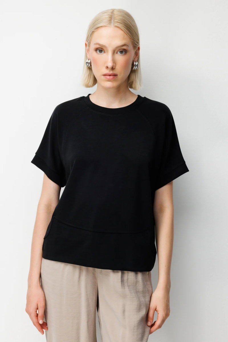 On Kadın Sıfır Yaka Dikiş Detaylı T-Shirt 76429 Siyah - On