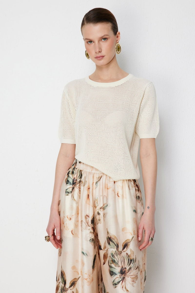 On Kadın Sıfır Yaka Fileli Bluz 79307 Ekru - 2