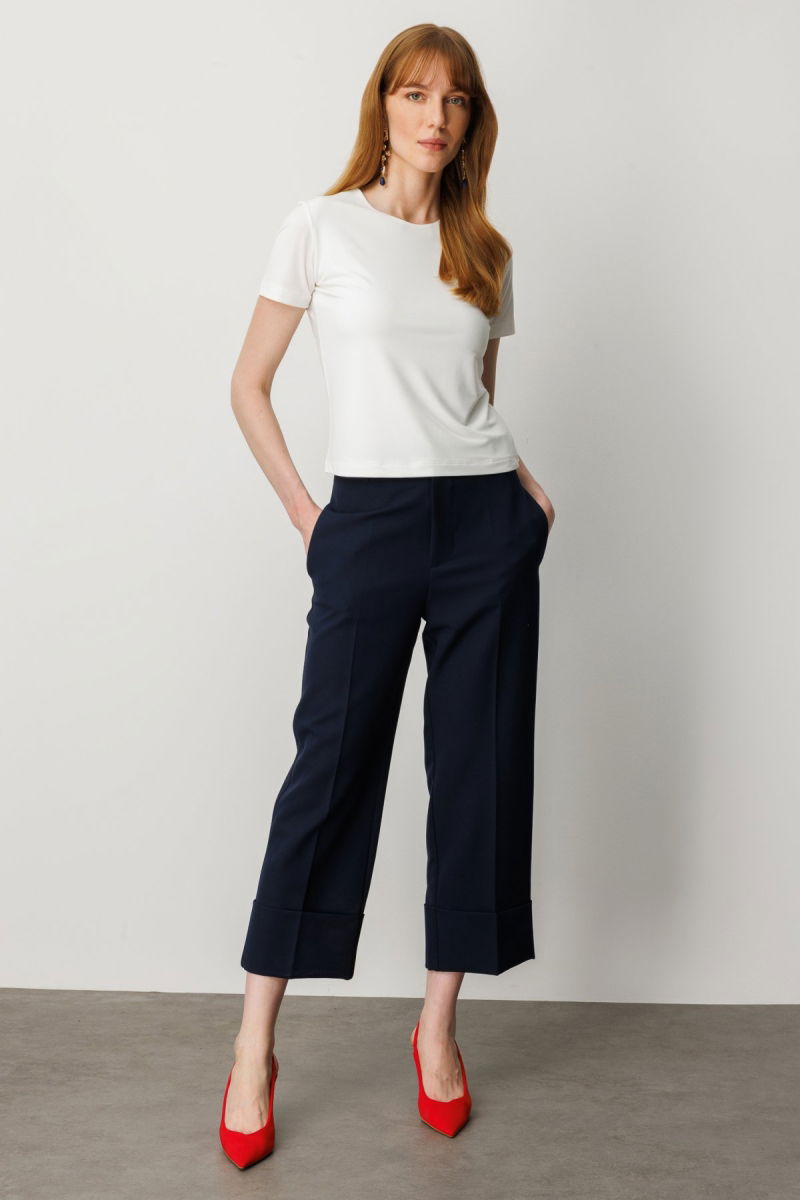 On Kadın Sıfır Yaka Kısa Kol Basic Bluz 61334 Ekru - 3