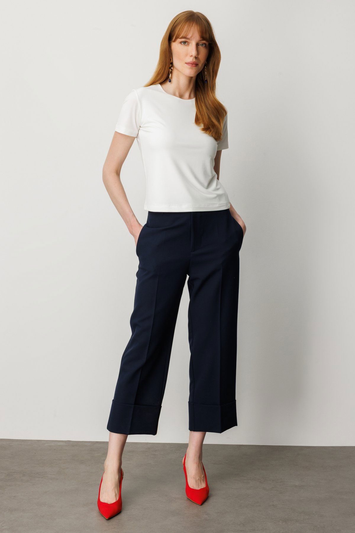 On Kadın Sıfır Yaka Kısa Kol Basic Bluz 61334 Ekru - 3