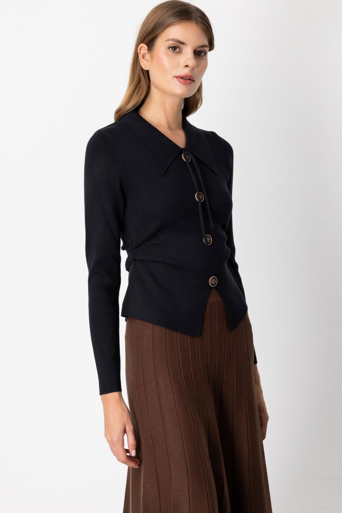 On Kadın Süs Düğmeli Büzgü Detaylı Triko Kazak 65353 Siyah - 2