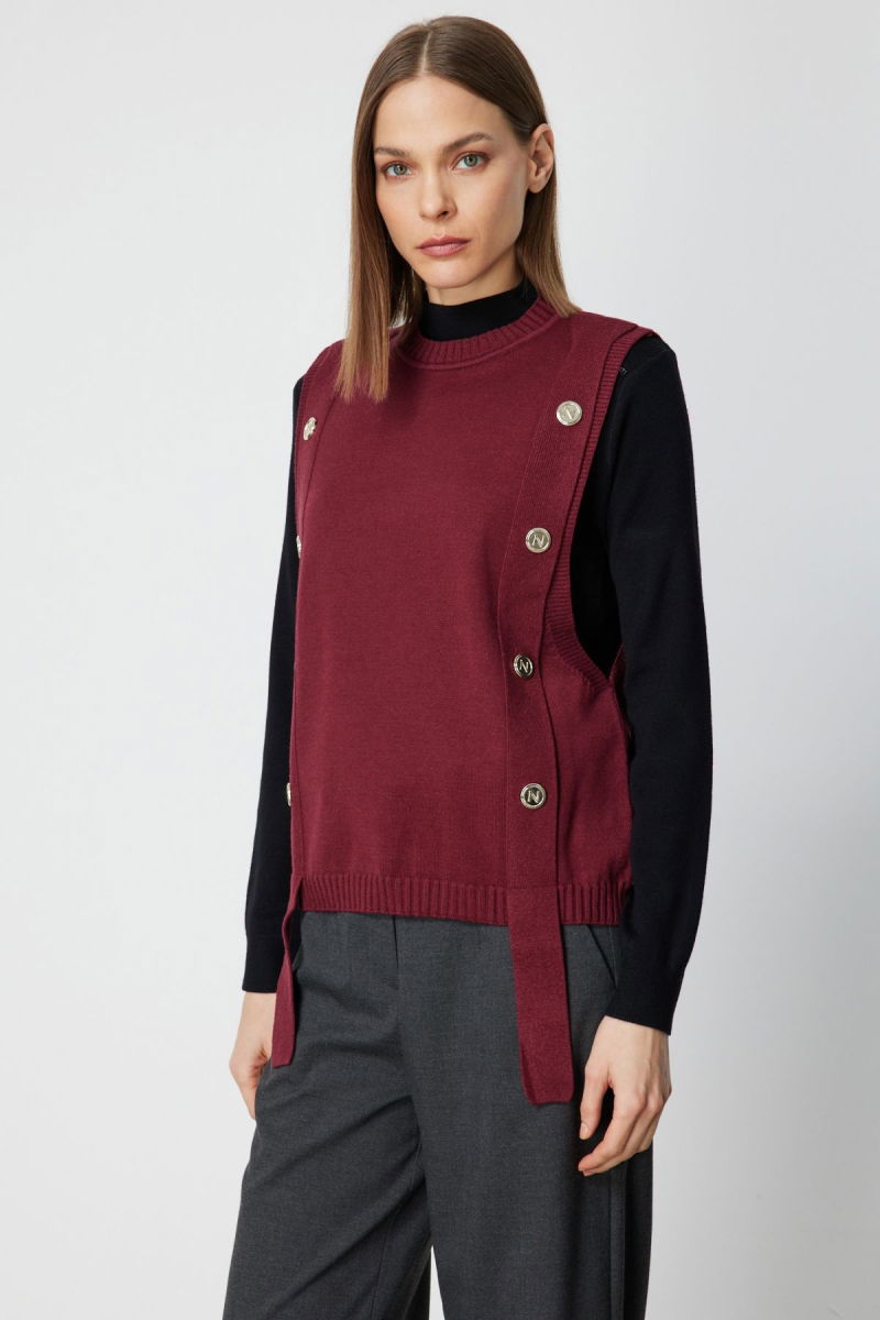 On Kadın Süs Düğmeli Sıfır Yaka Süveter 69310 Bordo - On