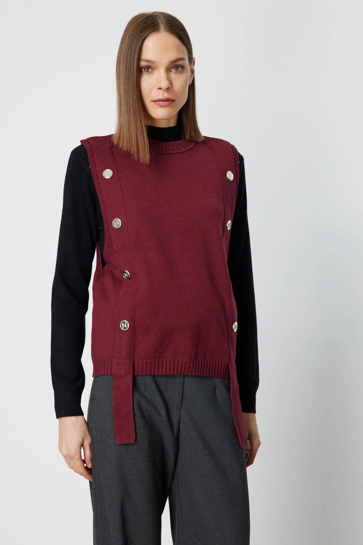 On Kadın Süs Düğmeli Sıfır Yaka Süveter 69310 Bordo - 2