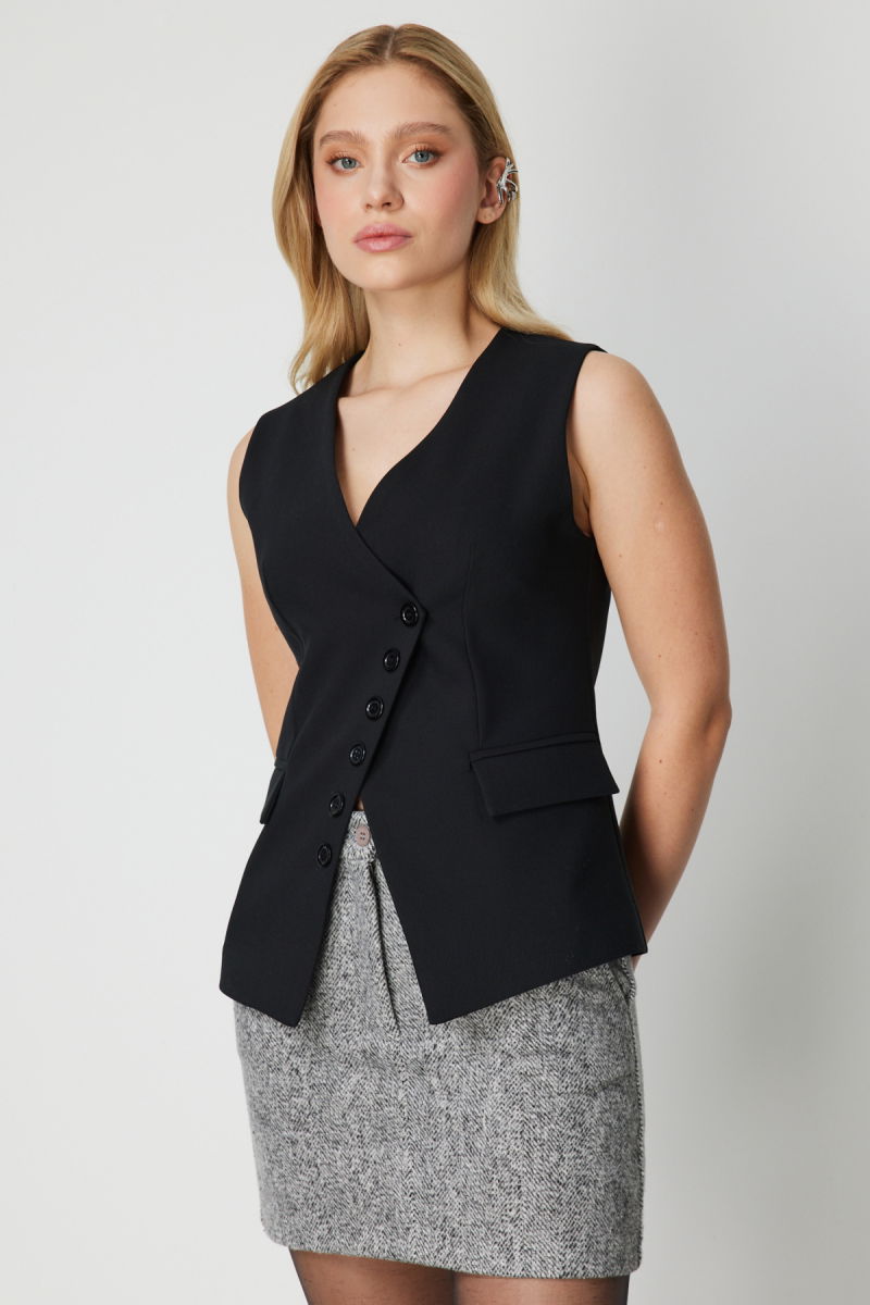 On Kadın Süs Kapak Cepli Asimetrik Kesim Yelek 64901 Siyah - 2