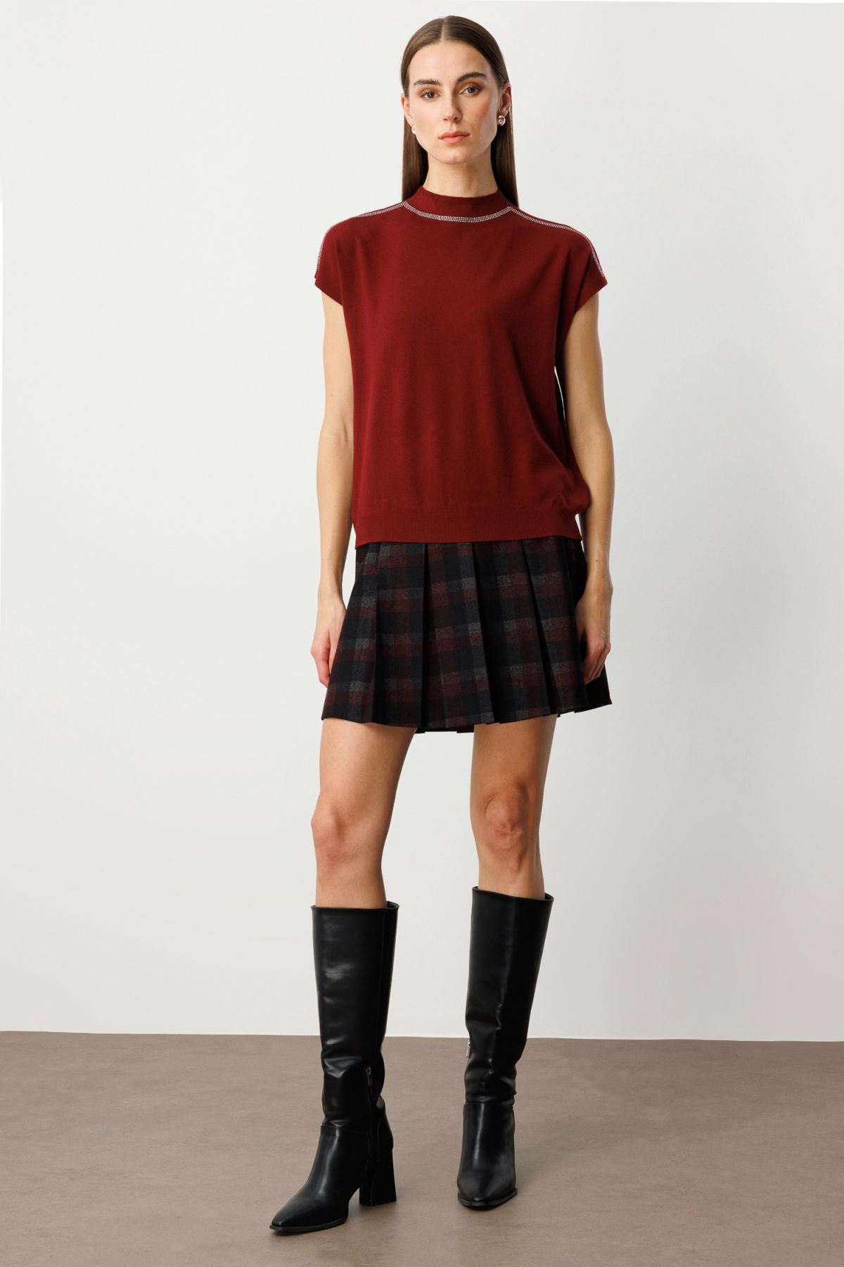 On Kadın Taş İşlemeli Kısa Kol Triko Bluz 60422 Bordo - 3