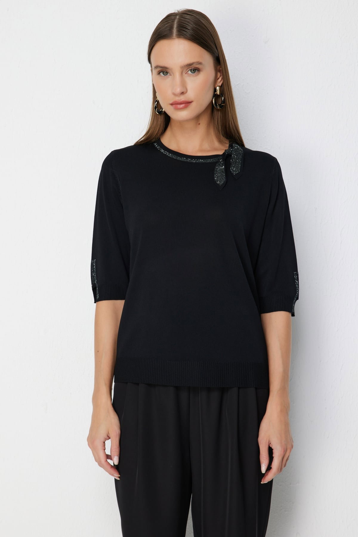 On Kadın Taş İşlemeli Kısa Kollu Bluz 70422 Siyah - 1