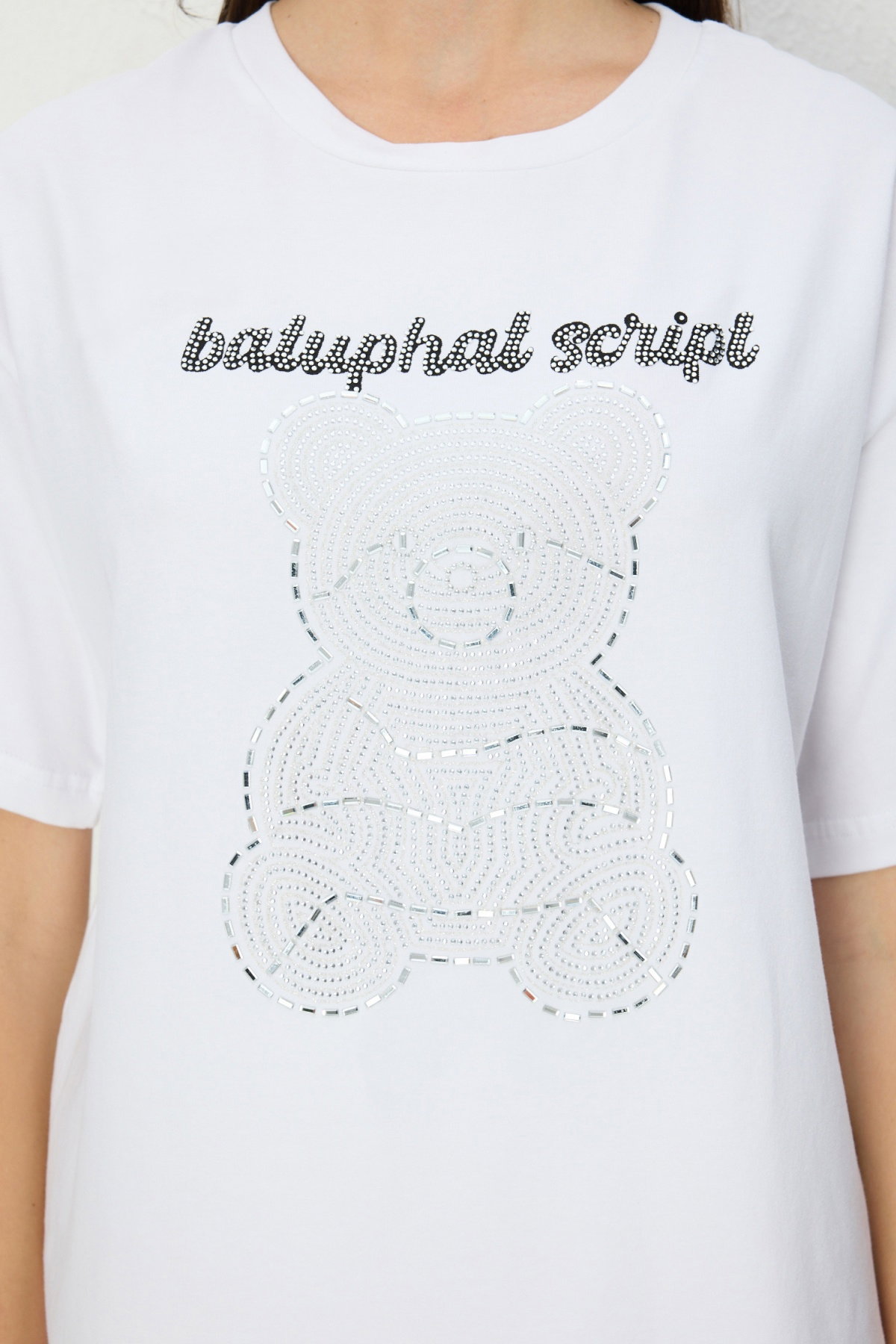 On Kadın Taşlı Ayıcık Baskılı T-Shirt 70341 Beyaz - 3