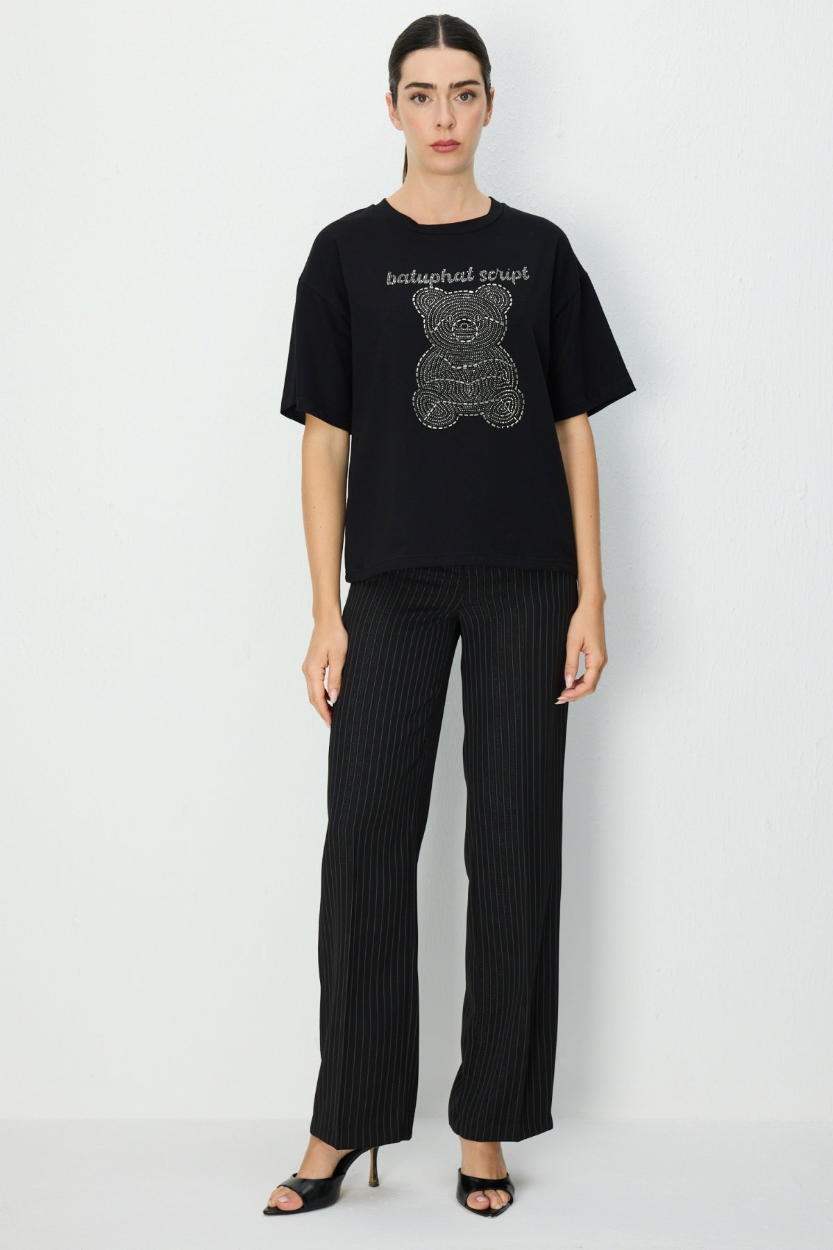 On Kadın Taşlı Ayıcık Baskılı T-Shirt 70341 Siyah - 3