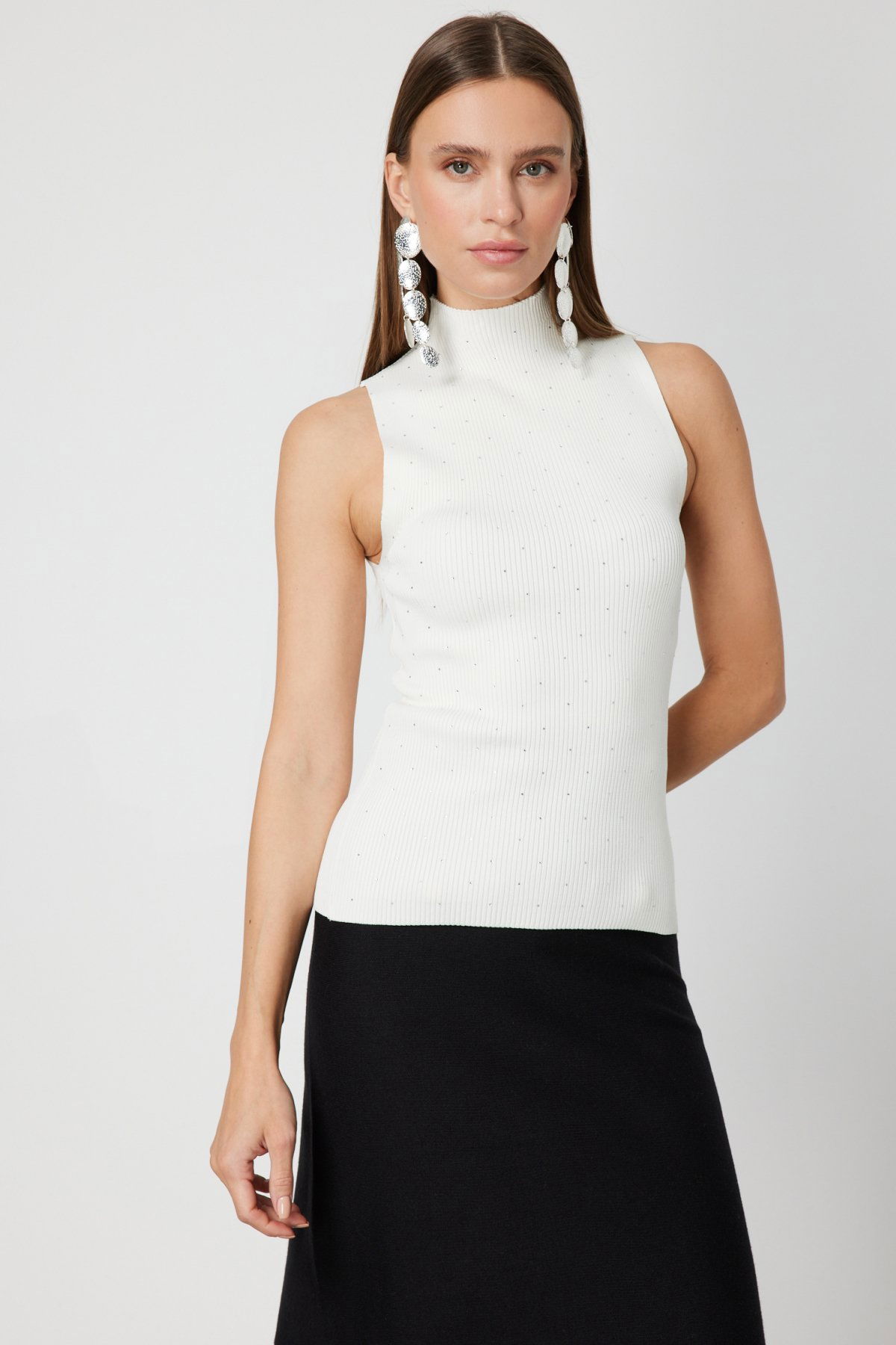 On Kadın Taşlı Kolsuz Triko Bluz 66375 Krem - 1