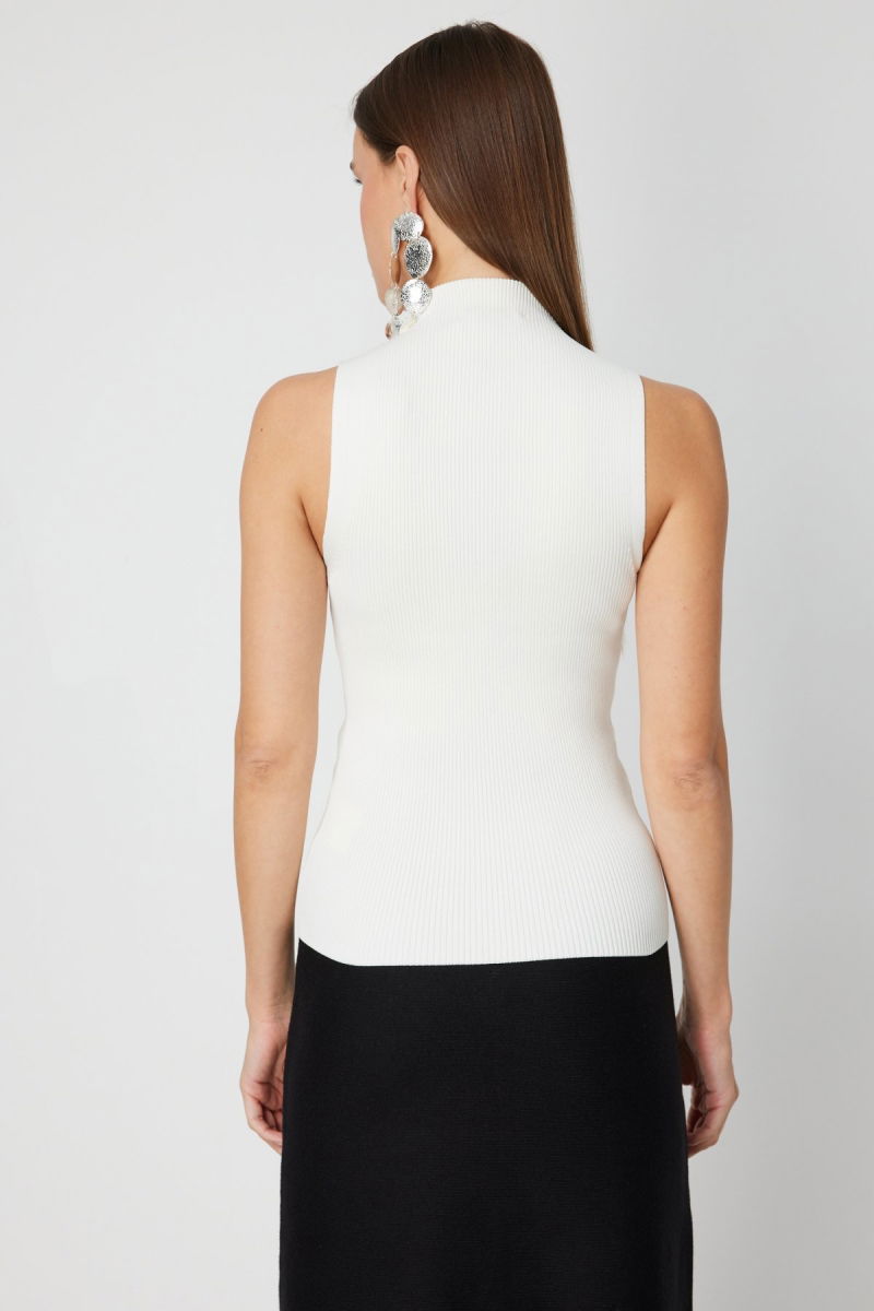 On Kadın Taşlı Kolsuz Triko Bluz 66375 Krem - 4