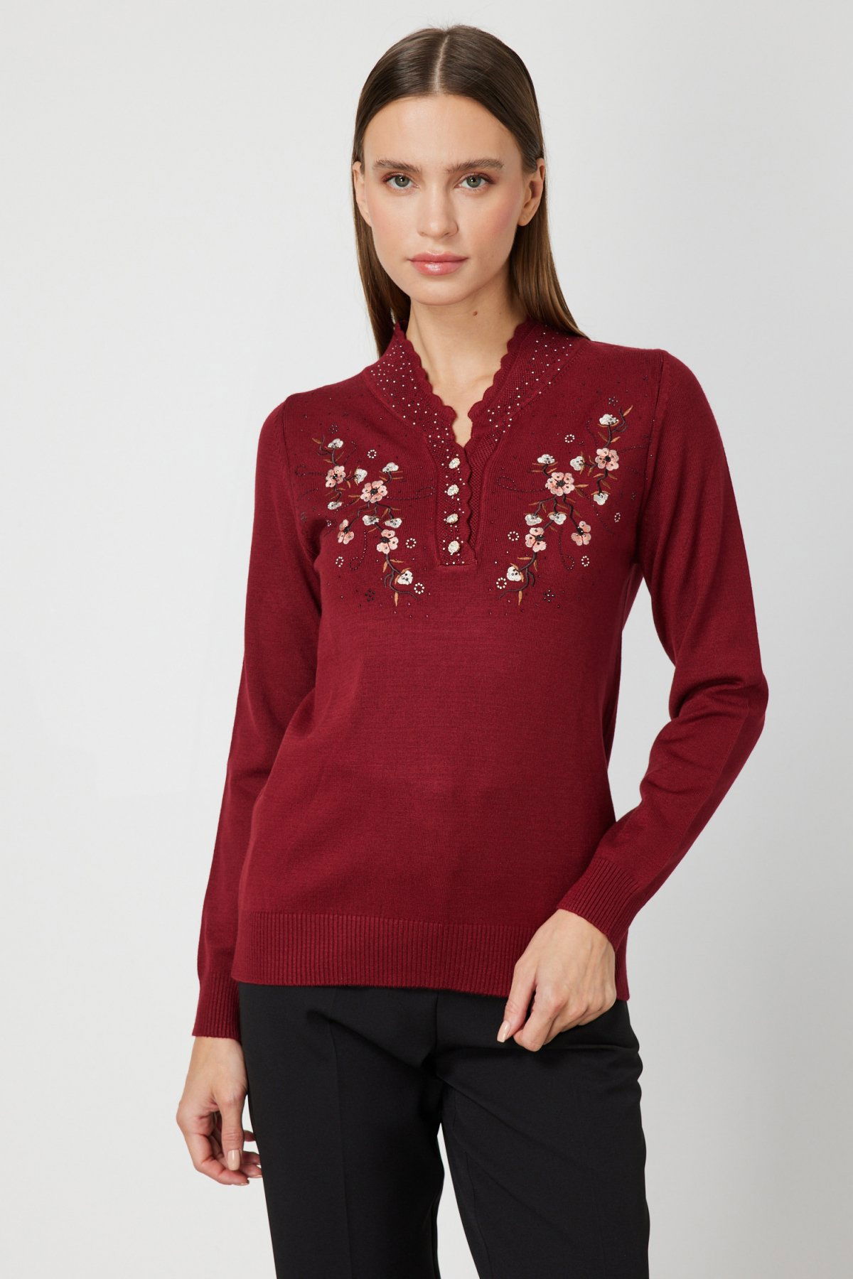 On Kadın V Yaka Çiçek İşlemeli Triko Kazak 65307 Bordo - 1