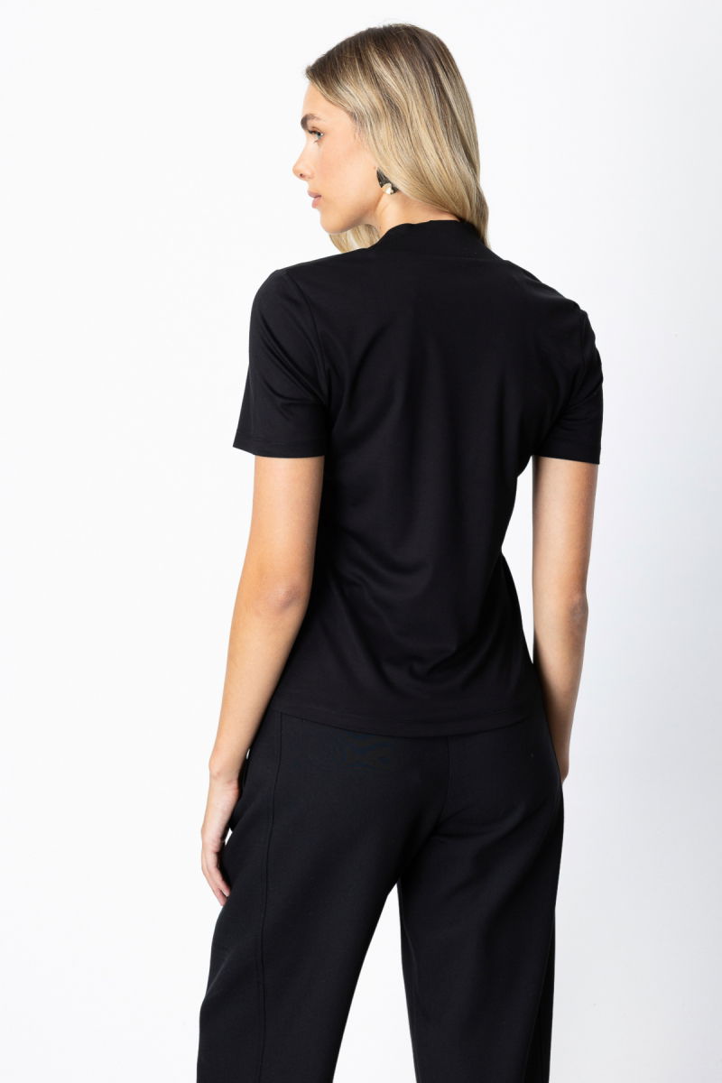 On Kadın V Yaka Dikişli Basic T-Shirt 61341 Siyah - 4