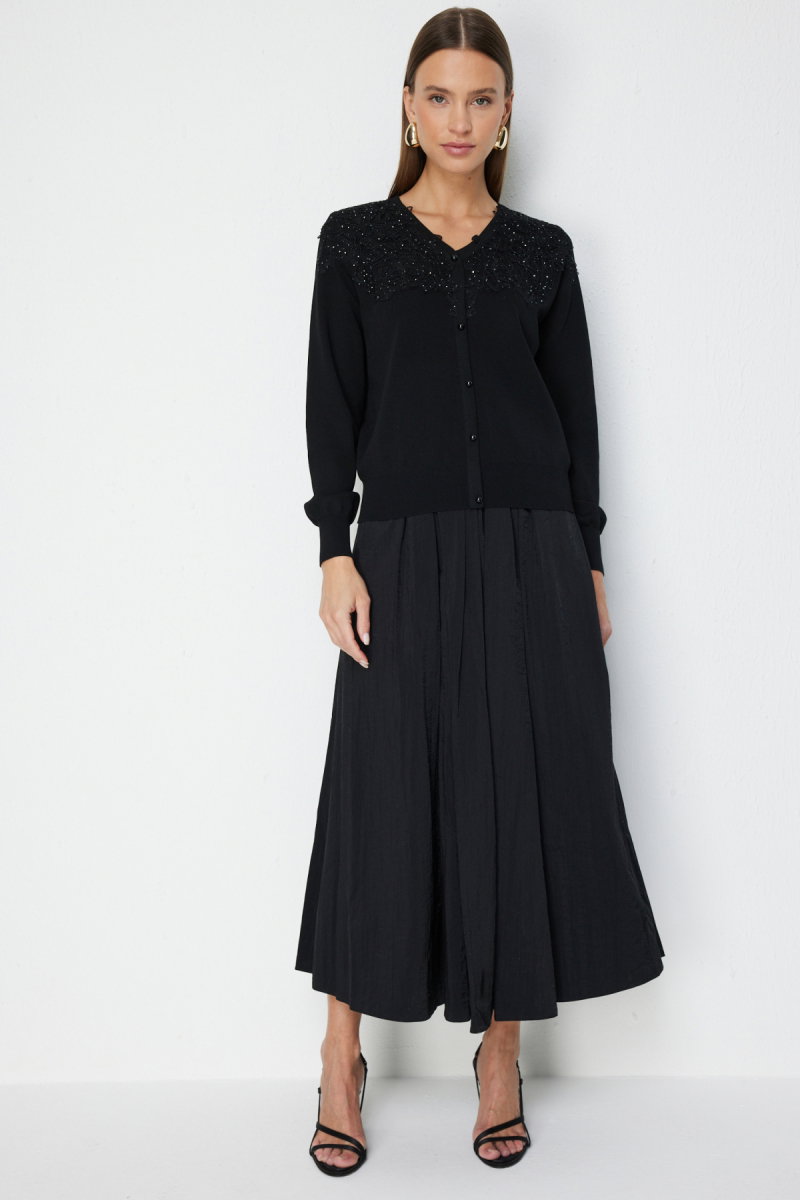 On Kadın V Yaka İşlemeli Triko Bluz 70513 Siyah - 4