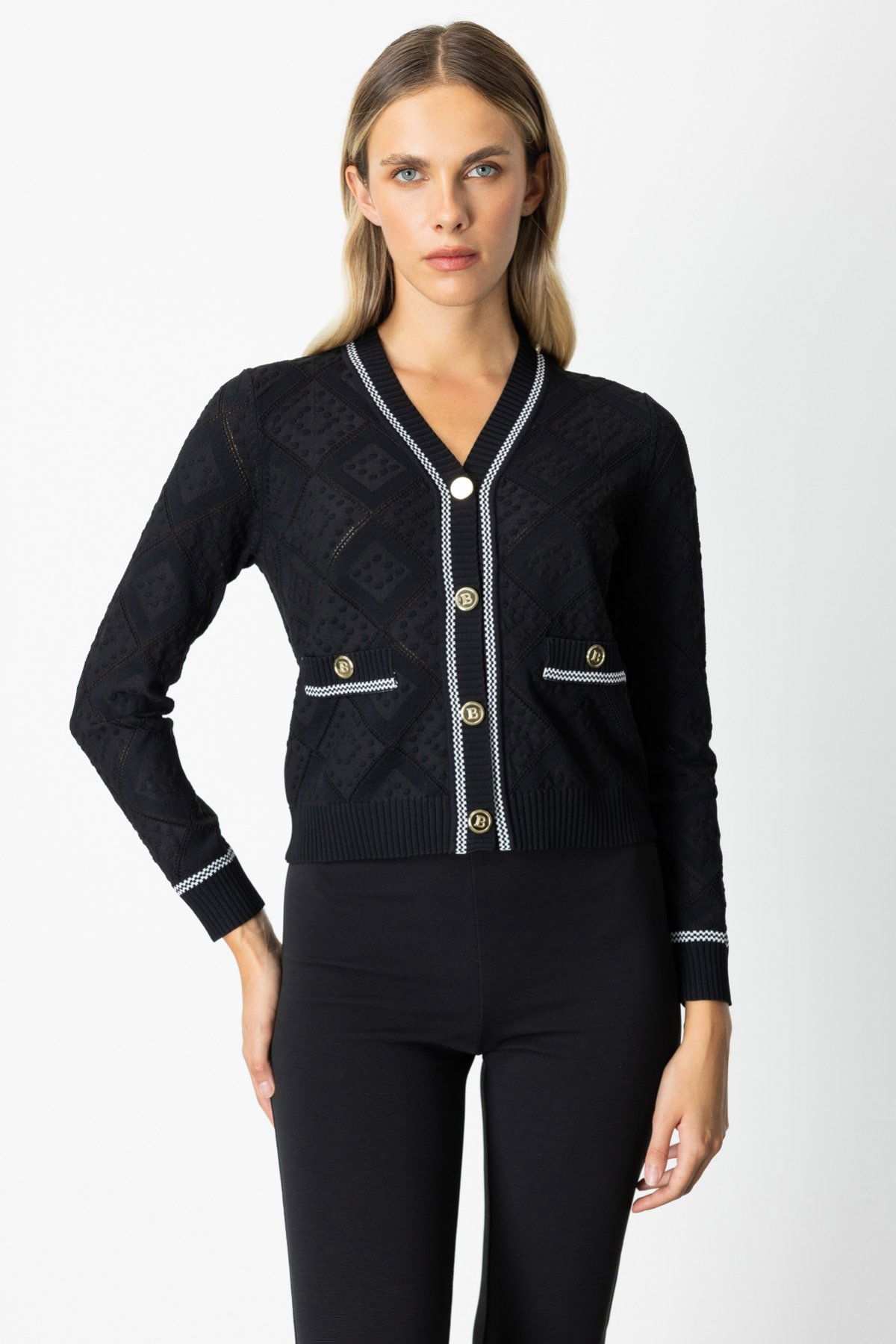 On Kadın V Yaka Kabartmalı Hırka 60950 Siyah - 1