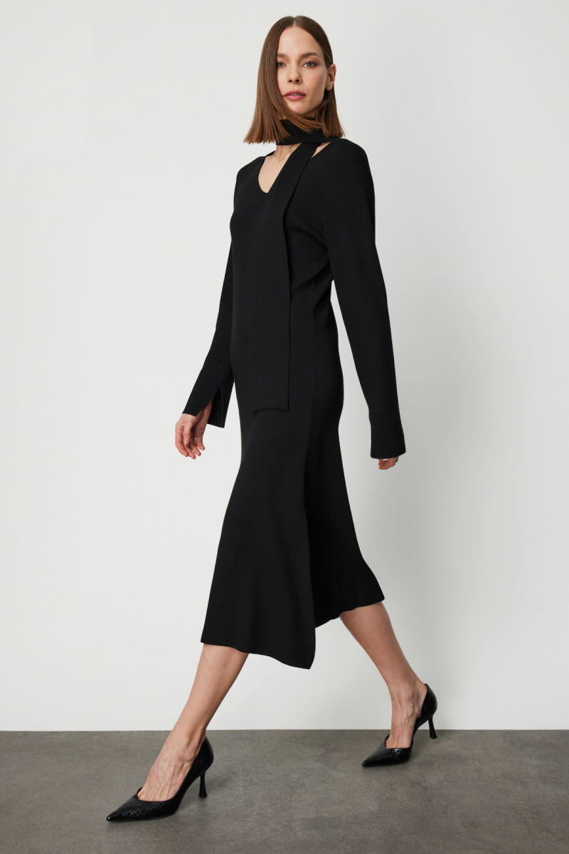 On Kadın V Yaka Kuşaklı Triko Elbise 63401 Siyah - On