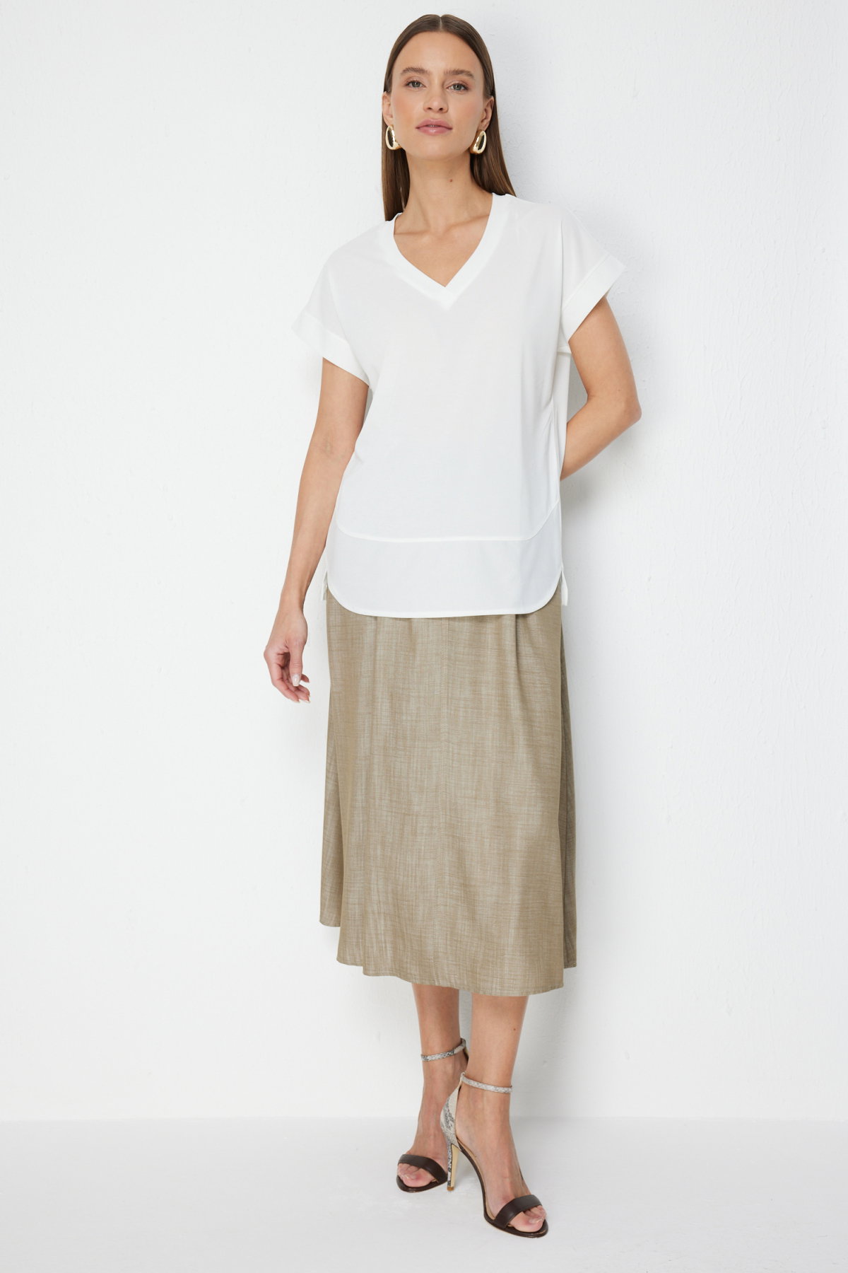 On Kadın V Yaka Parçalı T-Shirt 71475 Ekru - 3