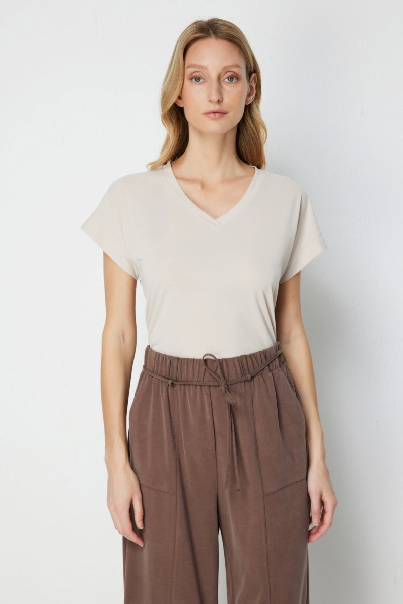 On Kadın V Yaka Parçalı T-Shirt 71475 Taş - 2