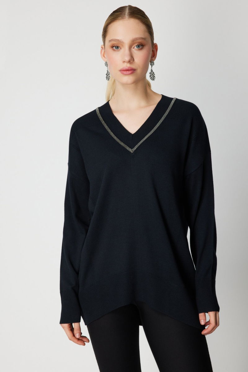 On Kadın V Yaka Taşlı Triko Kazak 65311 Siyah - On