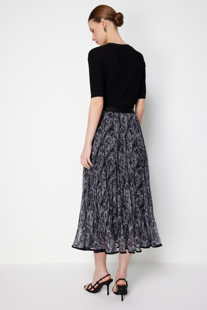 On Kadın Volanlı Desenli Maxi Etek 70204 Siyah - 4