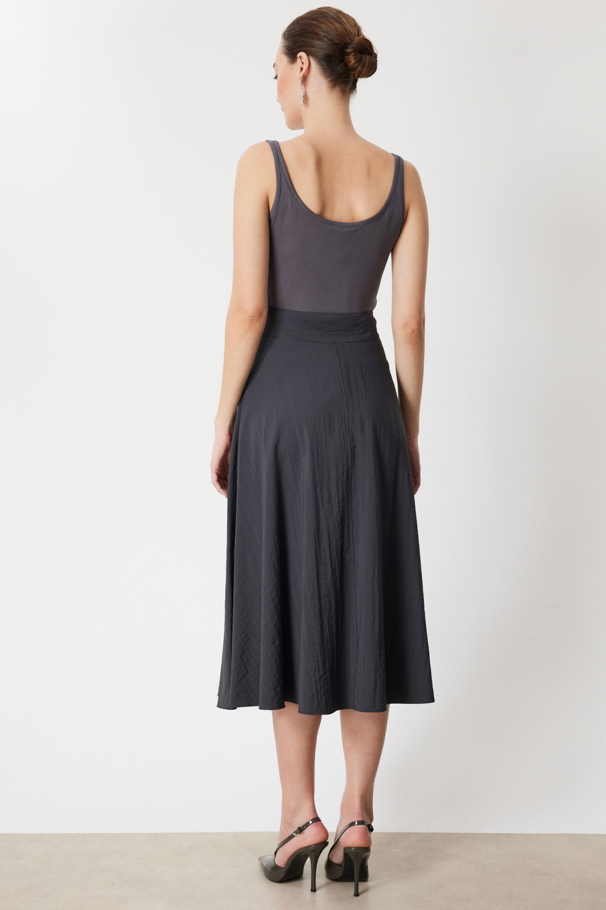 On Kadın Volanlı Maxi Etek 74206 Antrasit - 4