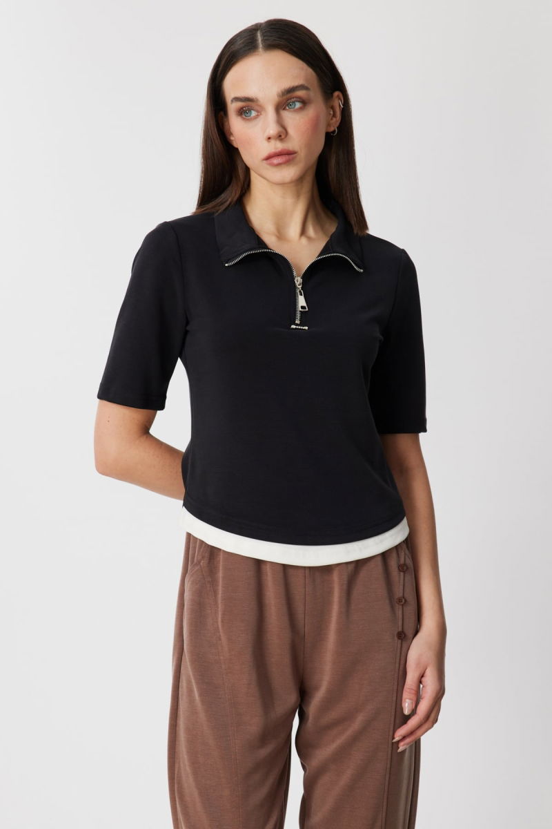 On Kadın Yakası Fermuarlı Kısa Kollu Bluz 76305 Siyah - On