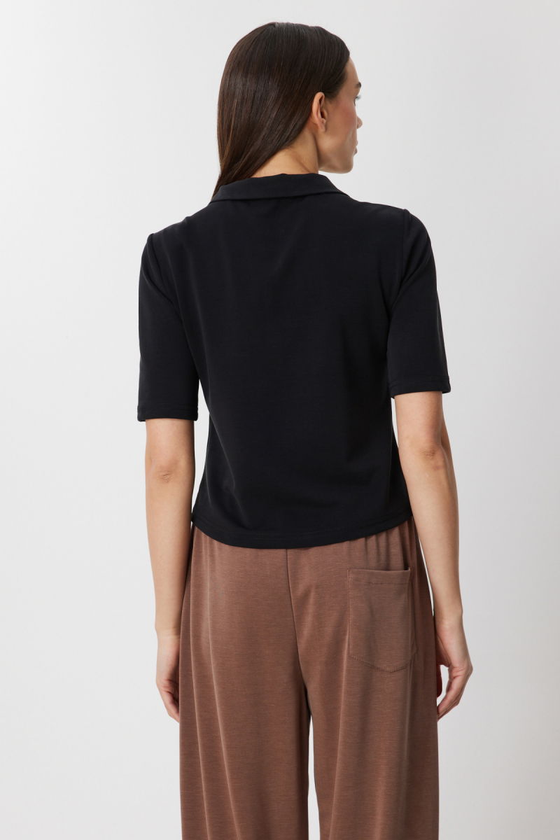 On Kadın Yakası Fermuarlı Kısa Kollu Bluz 76305 Siyah - 4