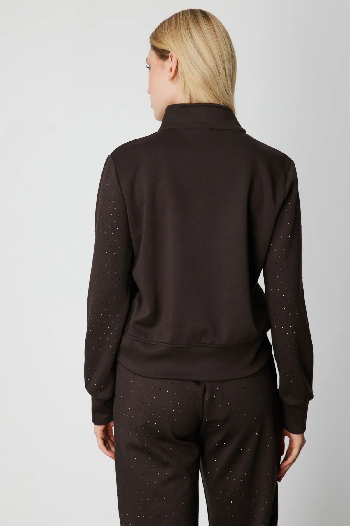 On Kadın Yakası Fermuarlı Taşlı Eşofman Üstü 66364 Kahverengi - 4