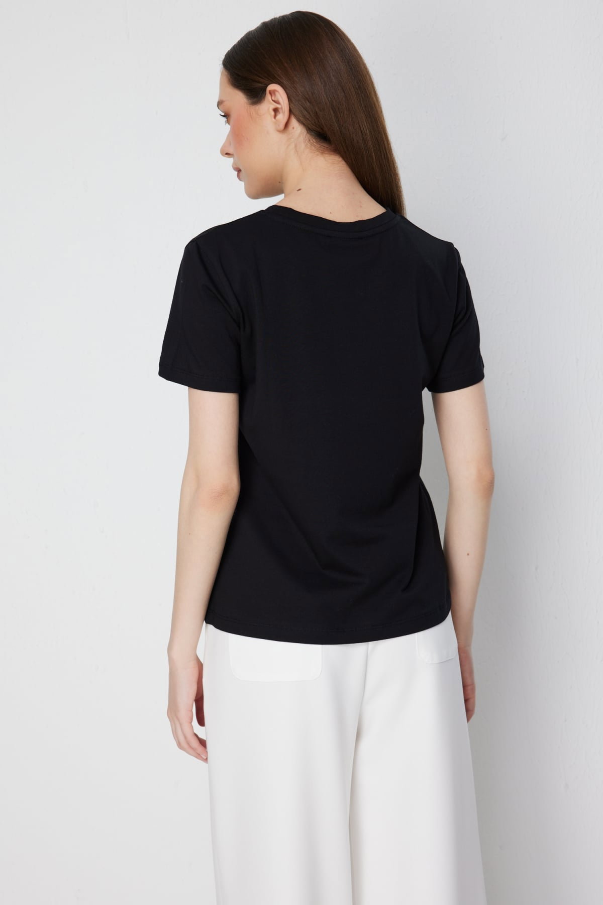 On Kadın Yakası Taşlı Pamuklu T-Shirt 71345 Siyah - 4