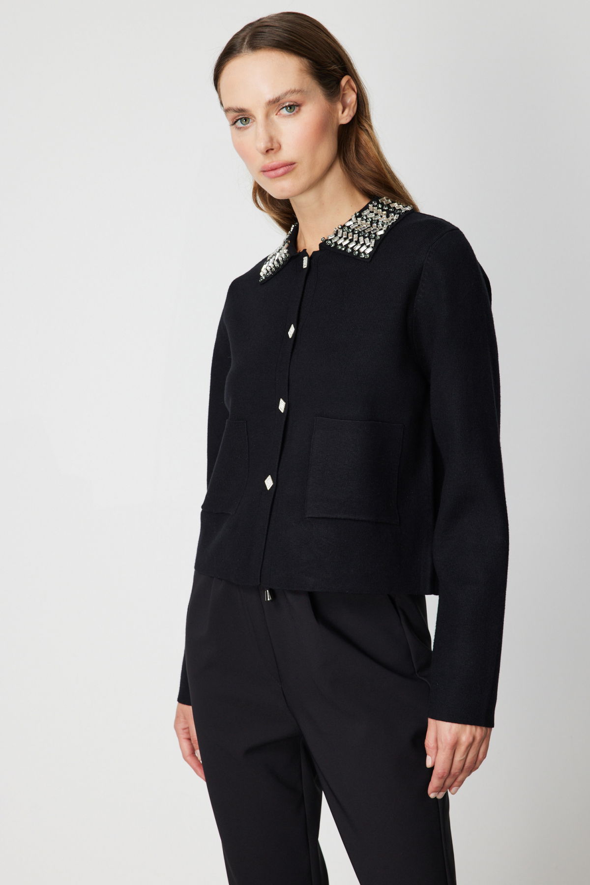 On Kadın Yakası Taşlı Torba Cepli Hırka 60907 Siyah - 2