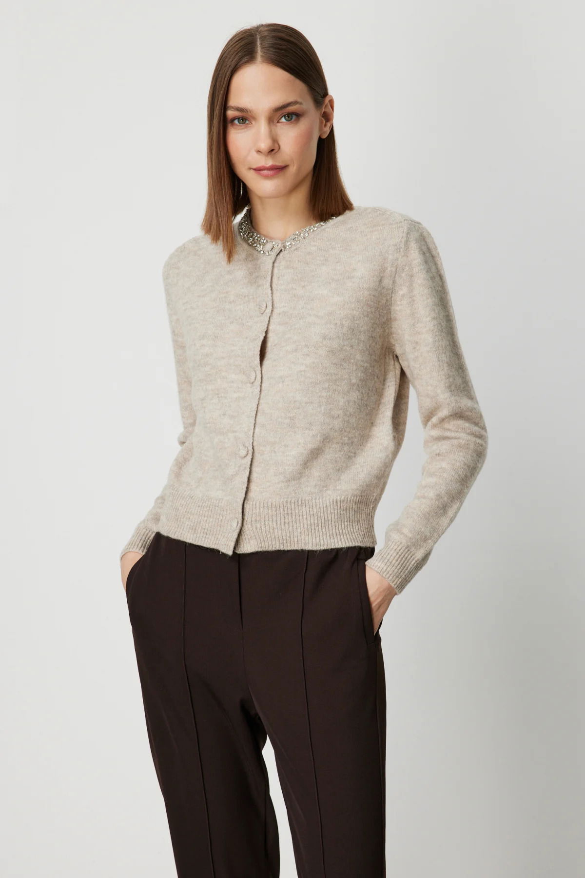 On Kadın Yakası Taşlı Triko Hırka 63927 Bej - 2