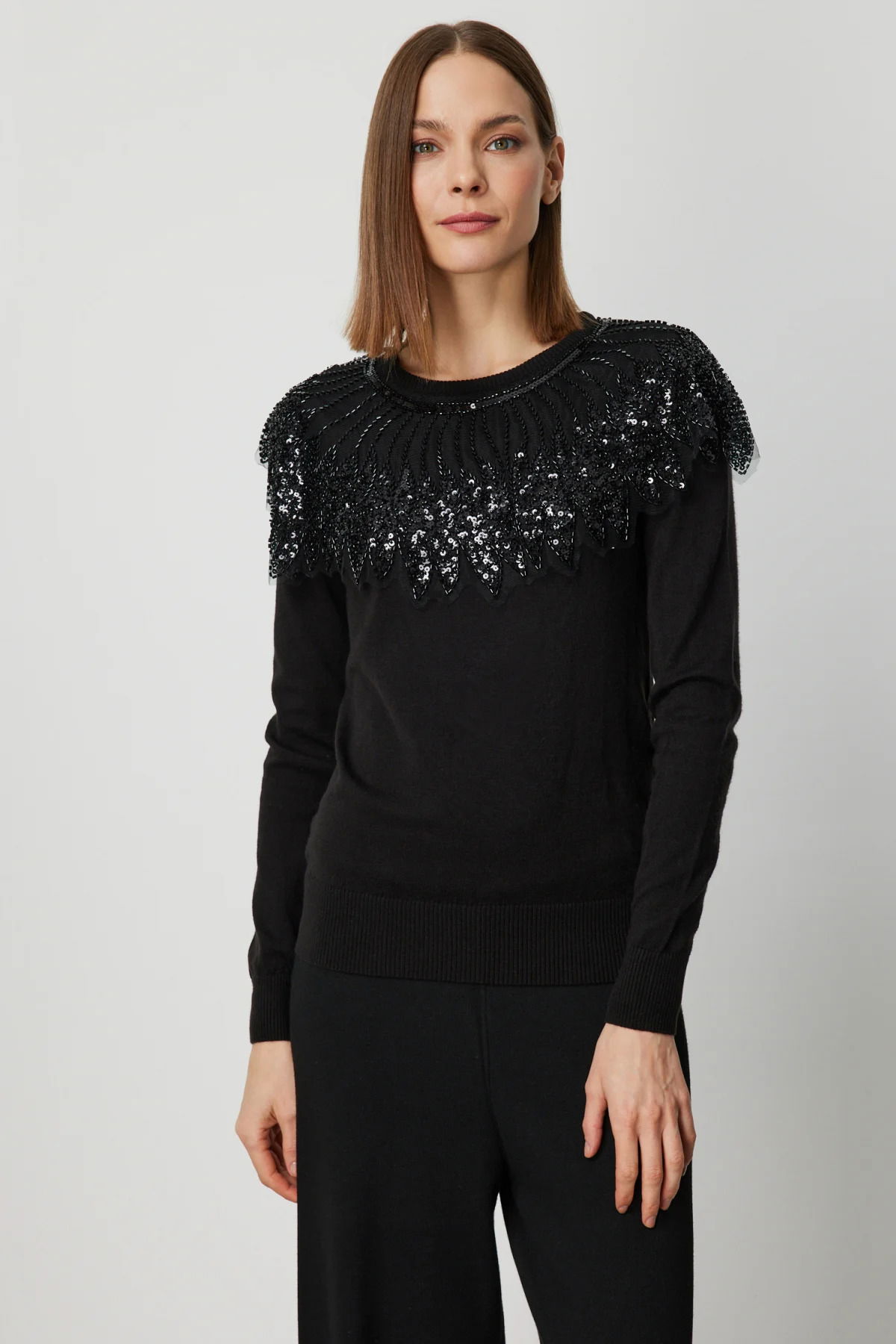 On Kadın Yakası Tüllü Taş İşlemeli Triko Kazak 66311 Siyah - 1