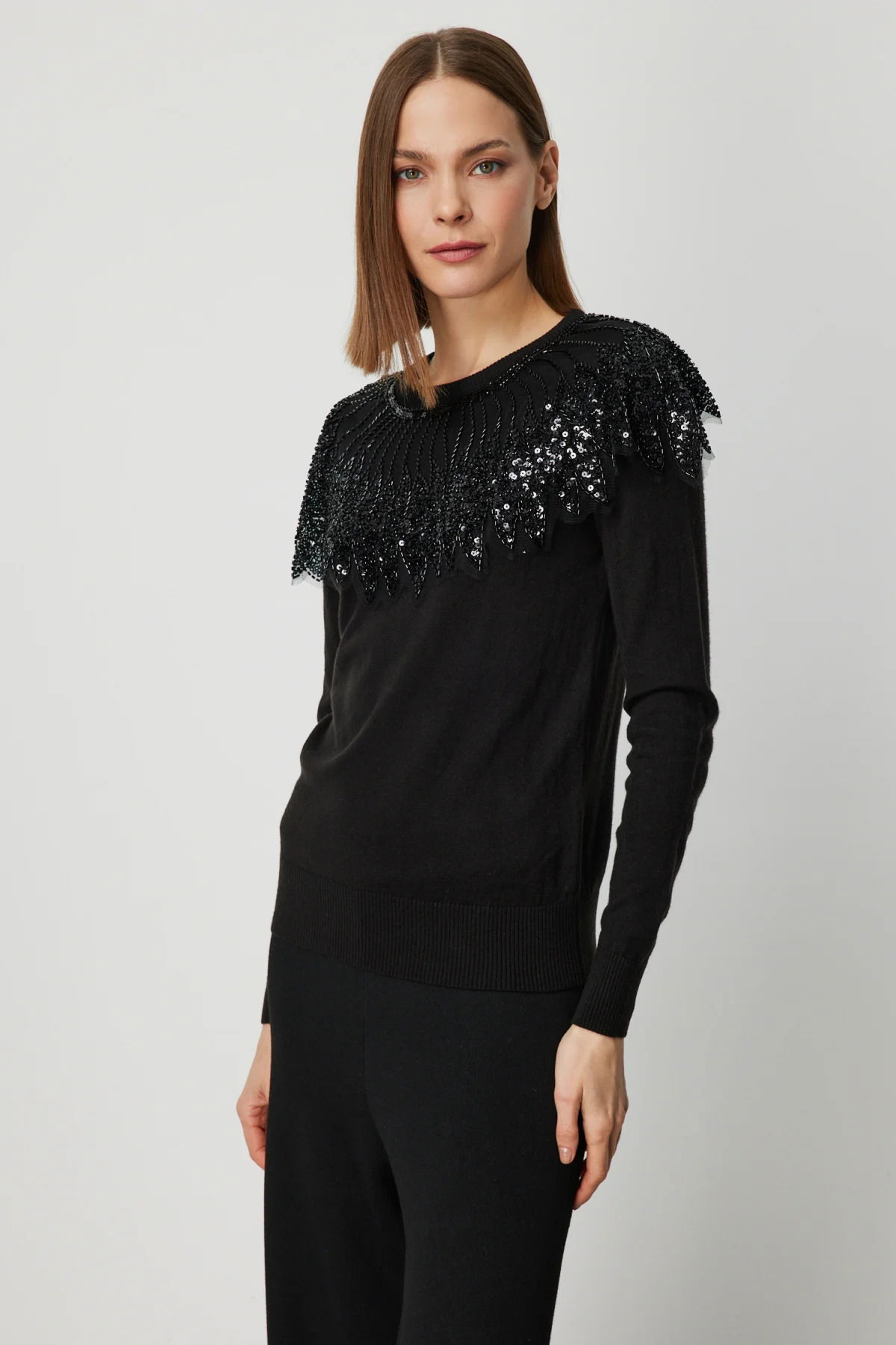 On Kadın Yakası Tüllü Taş İşlemeli Triko Kazak 66311 Siyah - 2