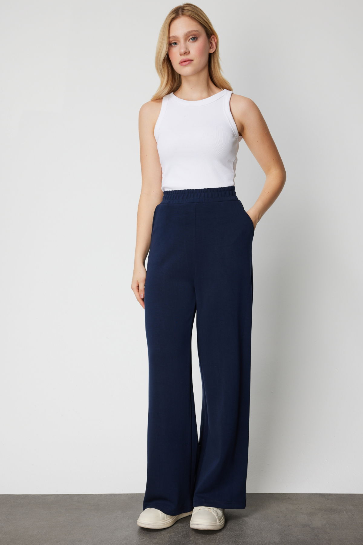 On Kadın Yan Cepli Bol Paça Eşofman Altı 66522 Lacivert - 2