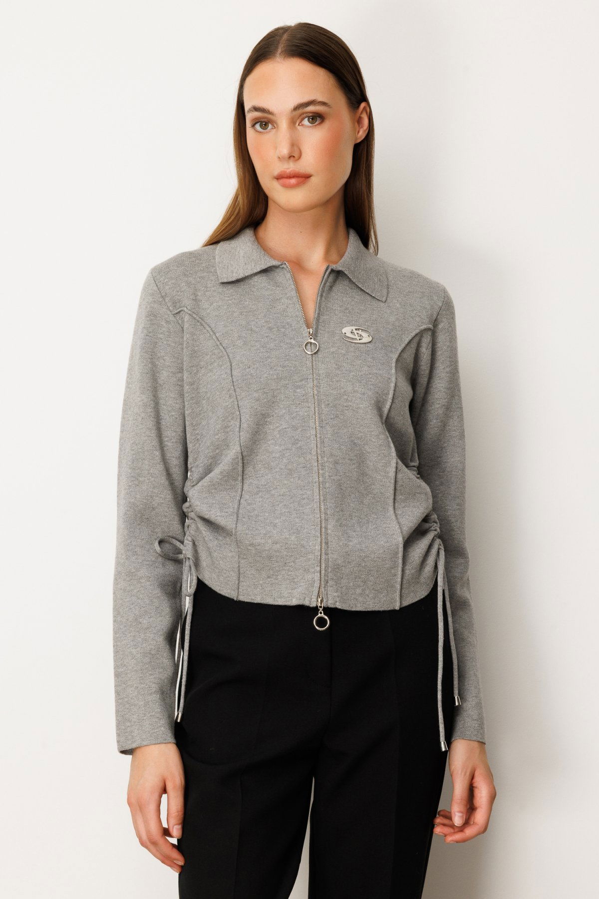 On Kadın Yanları Büzgü Detaylı Fermuarlı Hırka 63923 Gri - 1