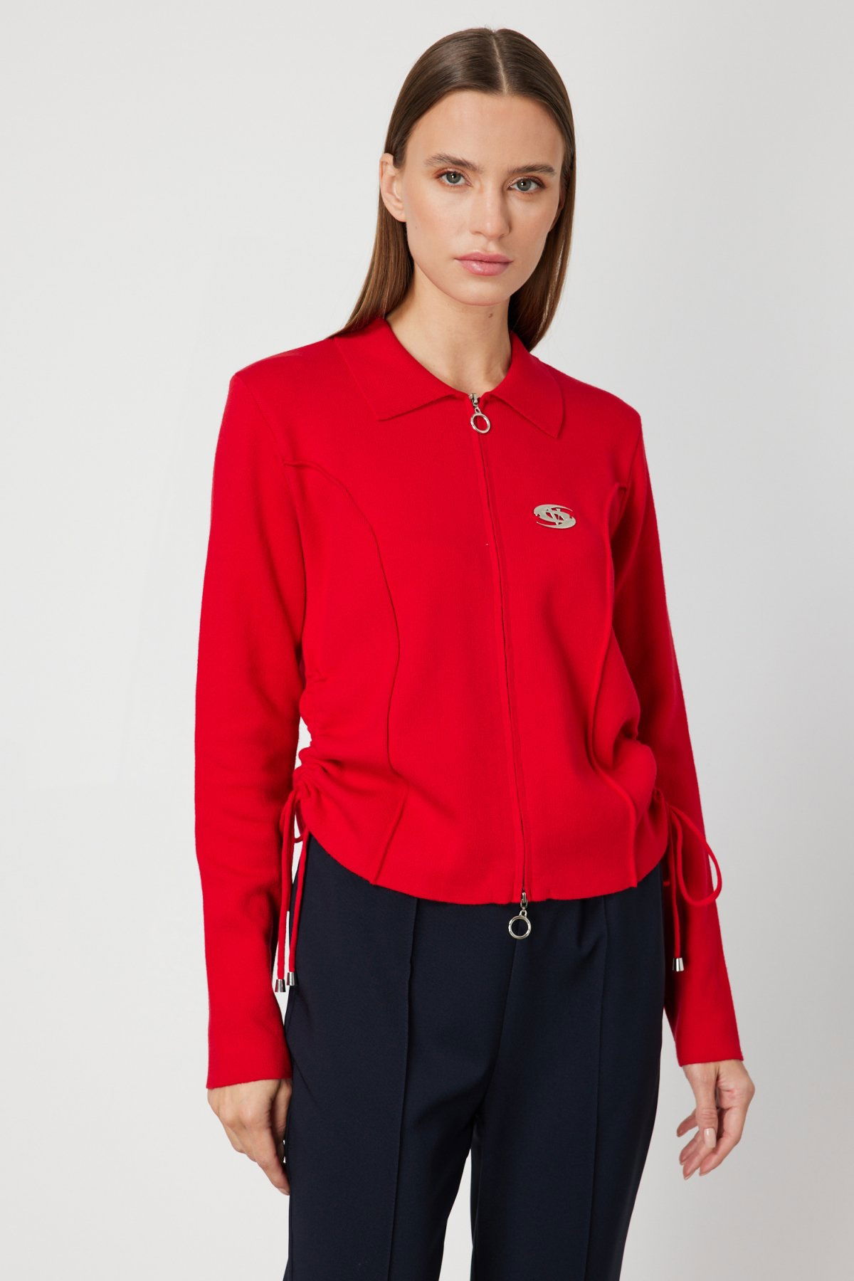 On Kadın Yanları Büzgü Detaylı Fermuarlı Hırka 63923 Kırmızı - 3