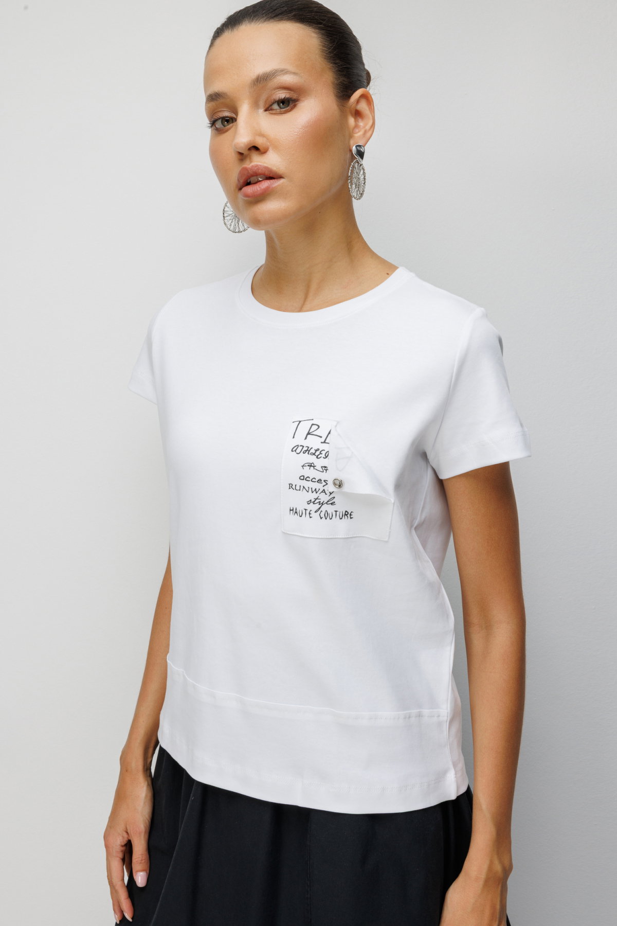 On Kadın Yazı Detaylı Sıfır Yaka Pamuklu T-Shirt 71464 Beyaz - 1