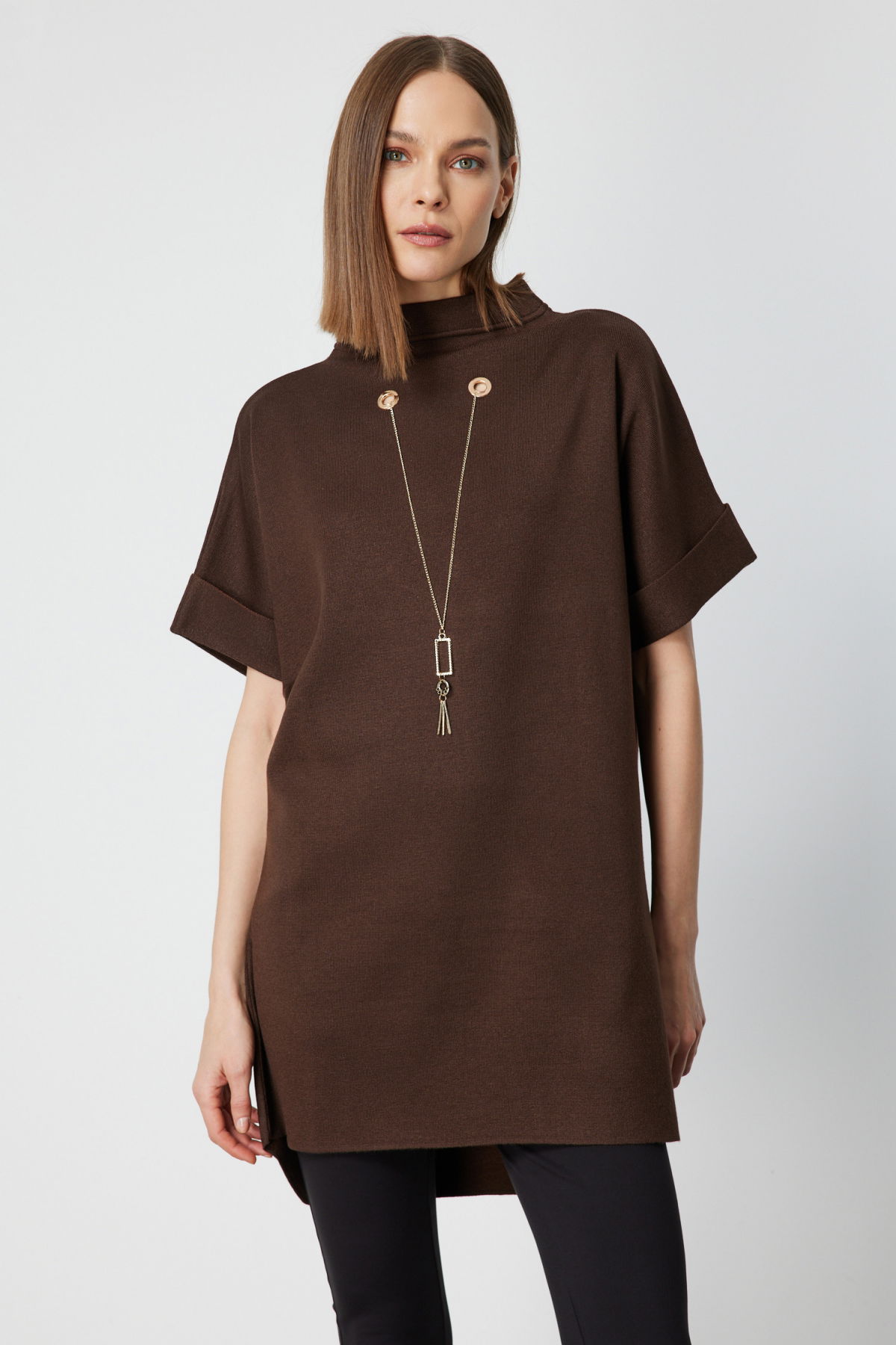 On Kadın Zincir Aksesuarlı Kısa Kollu Tunik 65360 Kahverengi - 2