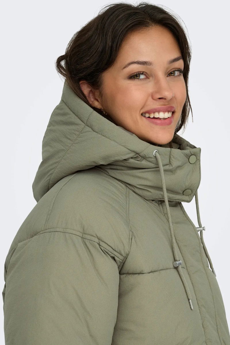 Only Kadın Kapüşonlu Çift Cepli Şişme Mont 15322013 Yeşil - 3