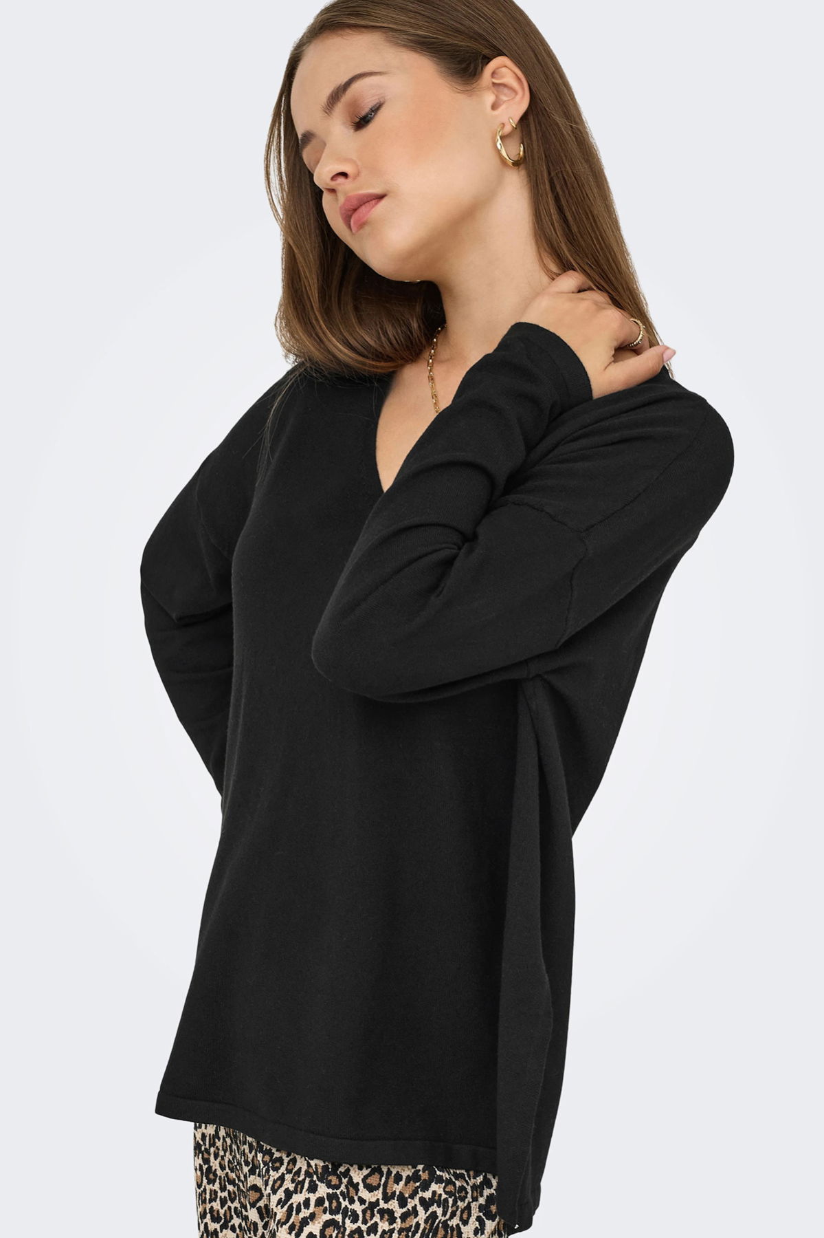 Only Kadın Onlamalıo Oversize V Yaka Örme Kazak 15340735 Siyah - 3