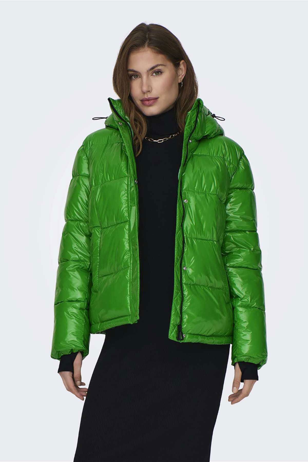 Only Kadın Onlannlouis Kapüşonlu Şişme Mont 15287919 Yeşil - 3