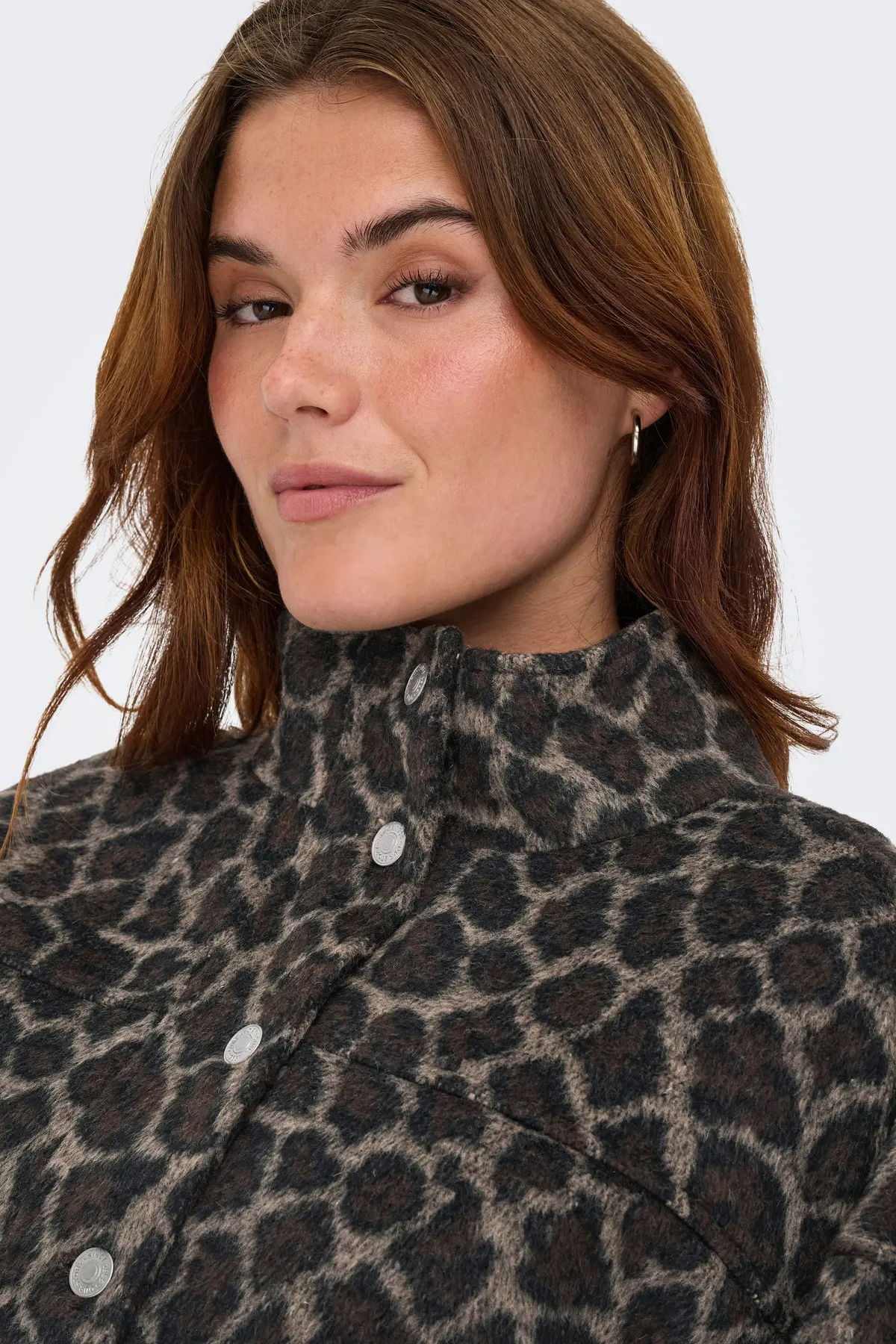 Only Kadın Onlemılıa Leopar Desenli Dik Yaka Mont 15349082 Kahverengi - 2
