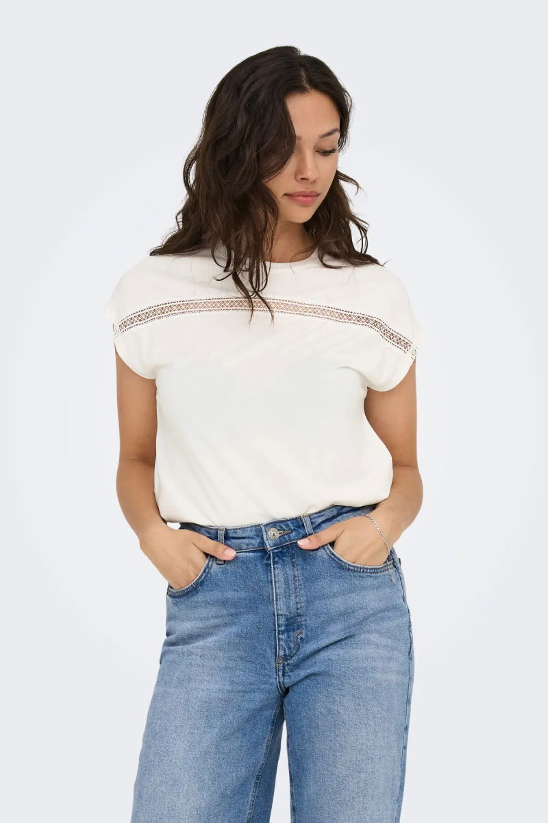 Only Kadın Onlfree Dantel Detaylı Kısa Kollu T-Shirt 15350108 Ekru - 1